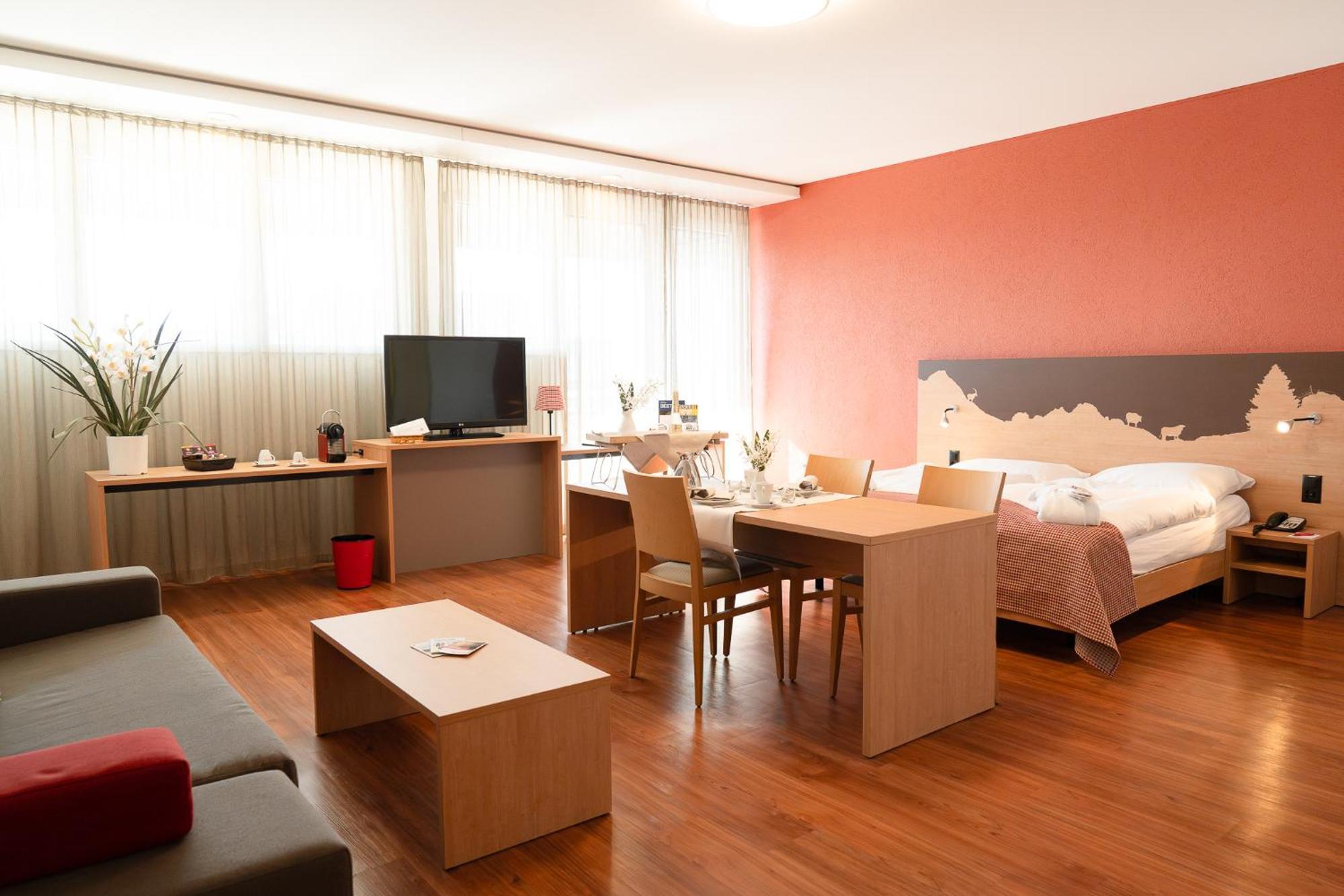 Swissever Hotel Zug Steinhausen Номер фото